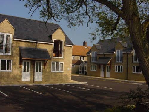 The Tally Ho Hotel - B&B Bicester Ngoại thất bức ảnh