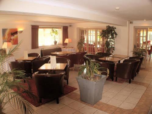 The Tally Ho Hotel - B&B Bicester Ngoại thất bức ảnh