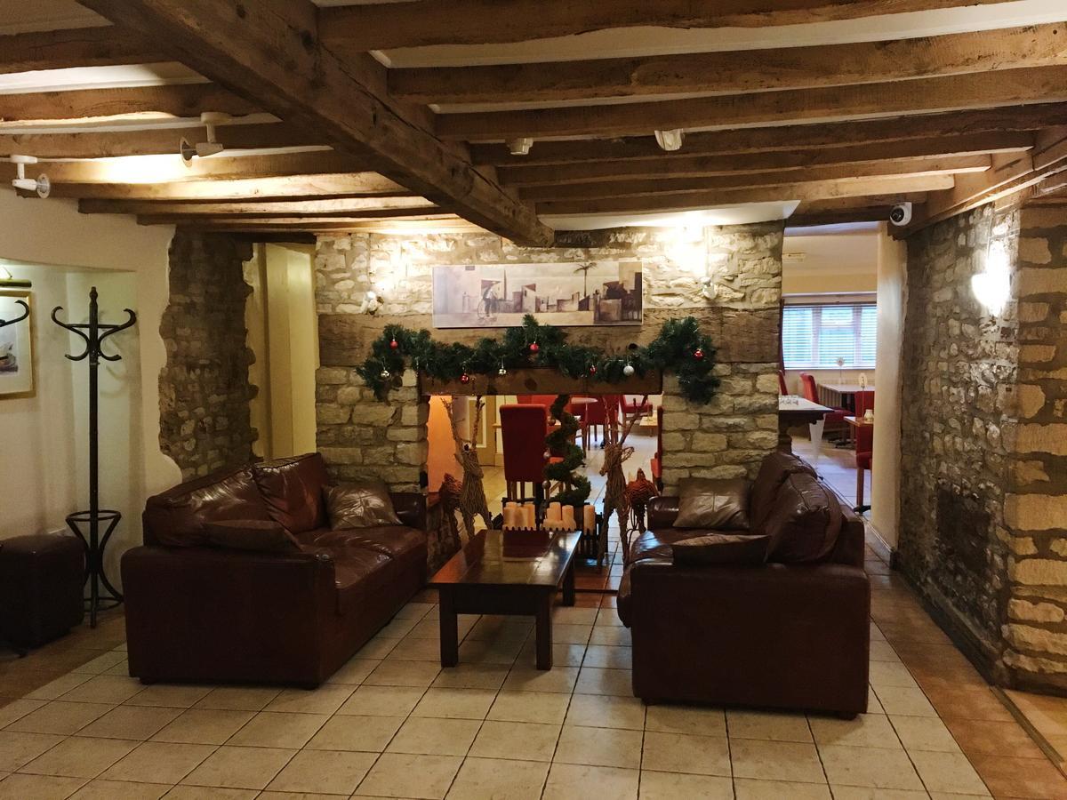 The Tally Ho Hotel - B&B Bicester Ngoại thất bức ảnh