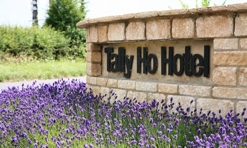 The Tally Ho Hotel - B&B Bicester Ngoại thất bức ảnh