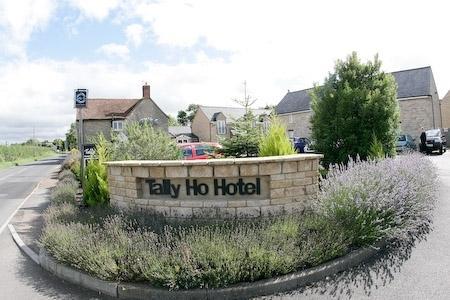 The Tally Ho Hotel - B&B Bicester Ngoại thất bức ảnh